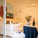 Aparthotel Antica Repubblica In The Historical Center 2 Minutes Away,100mt From The Sea Amalfi