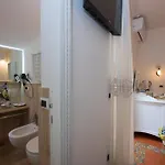 Aparthotel Antica Repubblica In The Historical Center 2 Minutes Away,100mt From The Sea Amalfi