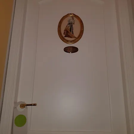 Antica Repubblica In The Historical Center 2 Minutes Away,100mt From The Sea 4*