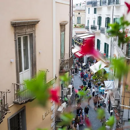 Antica Repubblica In The Historical Center 2 Minutes Away,100mt From The Sea