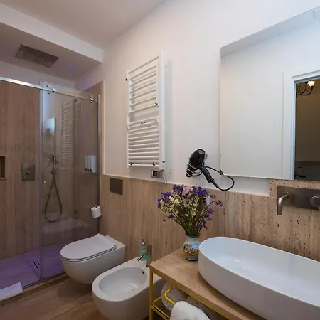 Hotel apartamentowy Antica Repubblica In The Historical Center 2 Minutes Away,100mt From The Sea