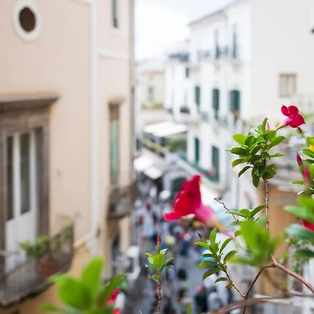 Antica Repubblica In The Historical Center 2 Minutes Away,100mt From The Sea 4*